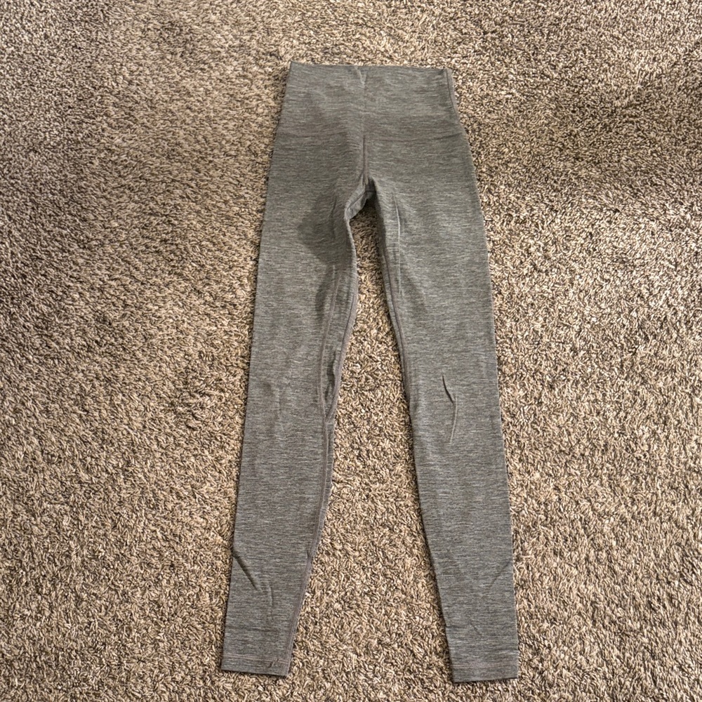Heather Grey Lululemon Leggings 28”